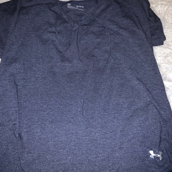 Under Armour workout top - Picture 3 of 4